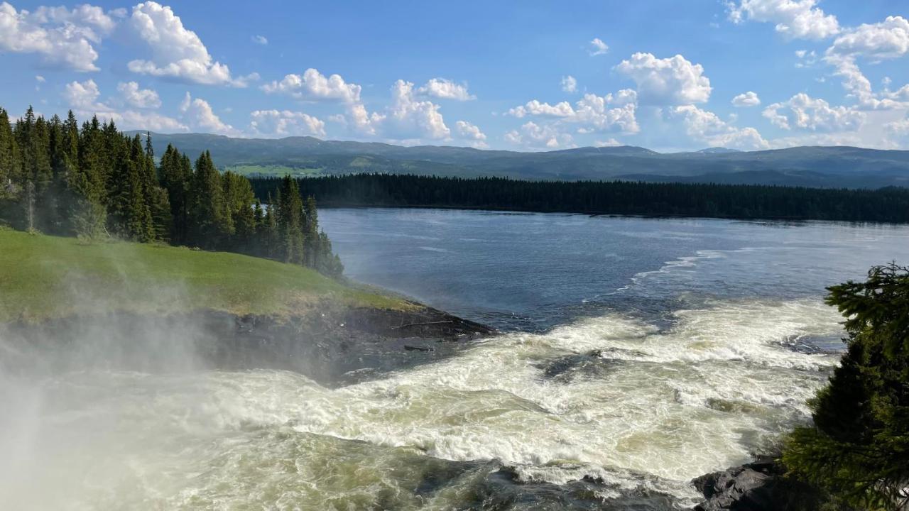Апартаменты Areskutans Laegenhet Med Laddning Foer Bil 22Kw Husa Экстерьер фото